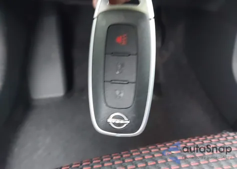 2025 Nissan Kicks Sr Fwd z USA, uszkodzony, nr VIN 3N8AP6DA9SL322068